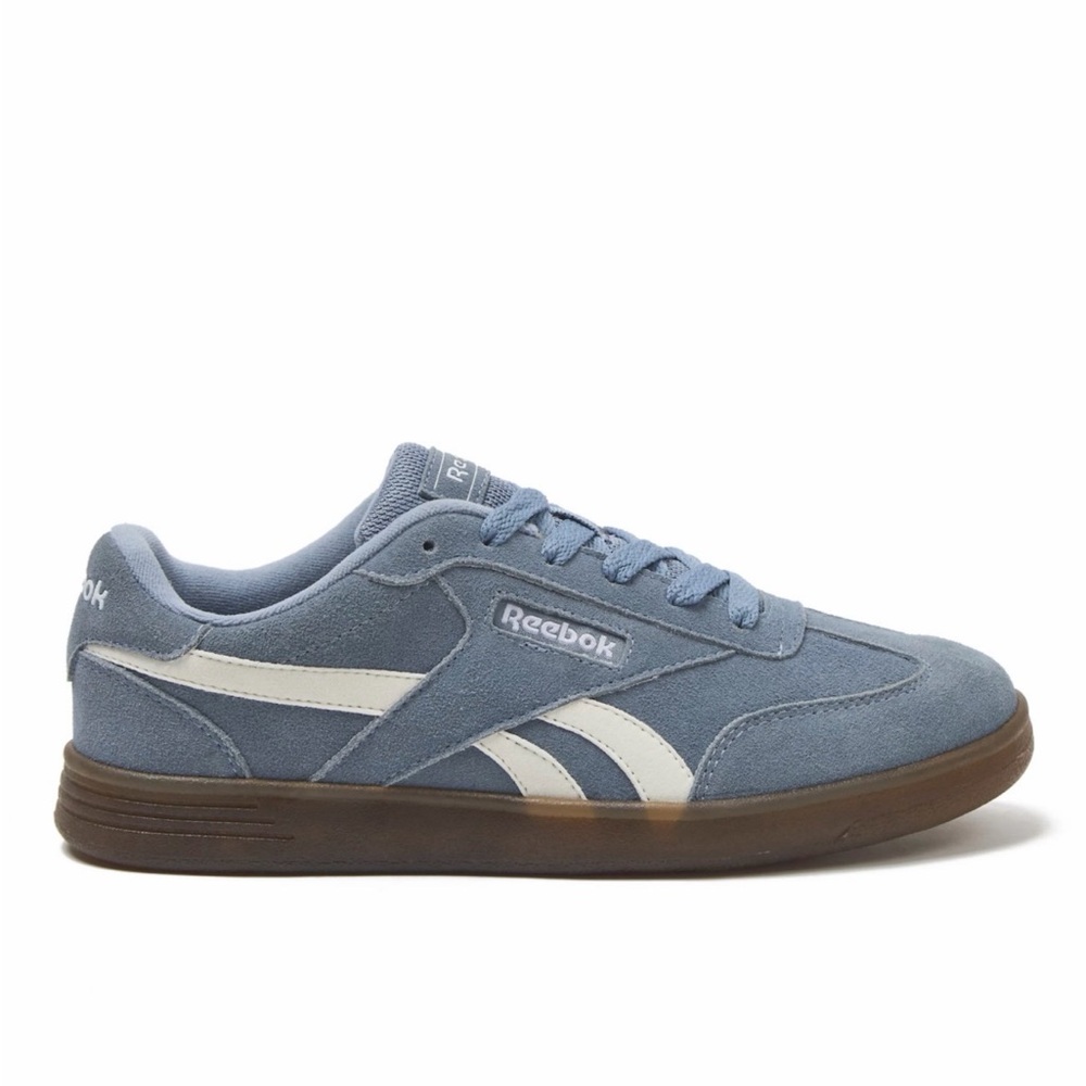 Never Worn Women’s Suede Reebok Shoes